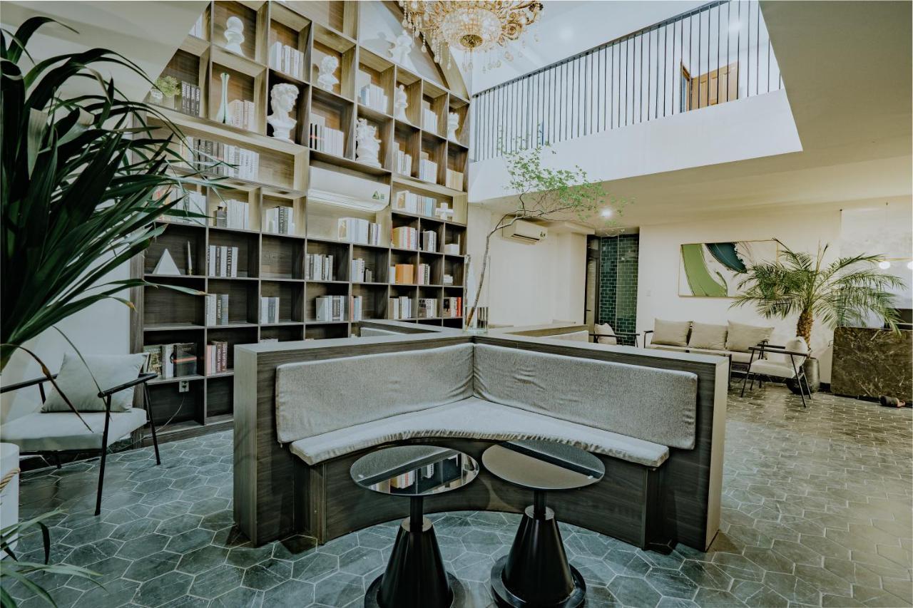 مدينة هوشي منه Mint Hotel Bui Vien Q1 المظهر الخارجي الصورة